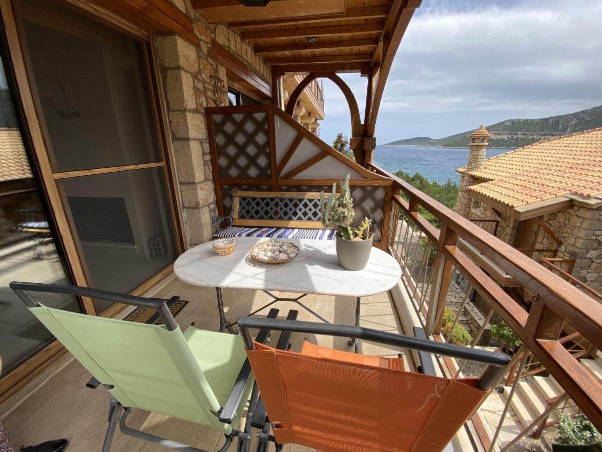 Two-Storey Mansion At The Sea Arkadiko Chorio Exterior photo