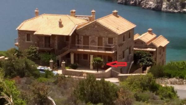 Two-Storey Mansion At The Sea Arkadiko Chorio Exterior photo