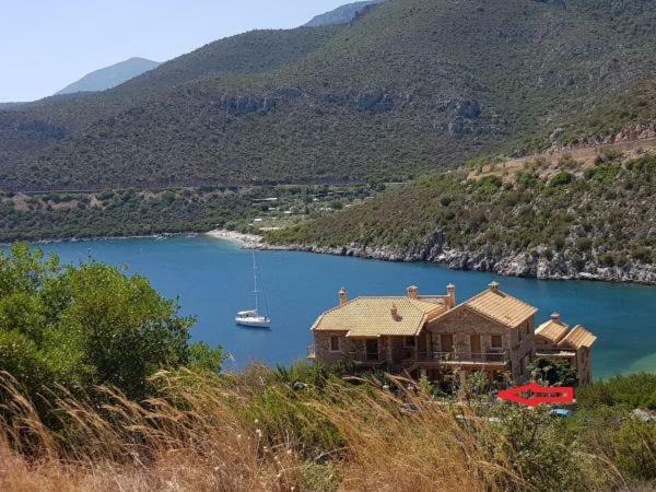 Two-Storey Mansion At The Sea Arkadiko Chorio Exterior photo